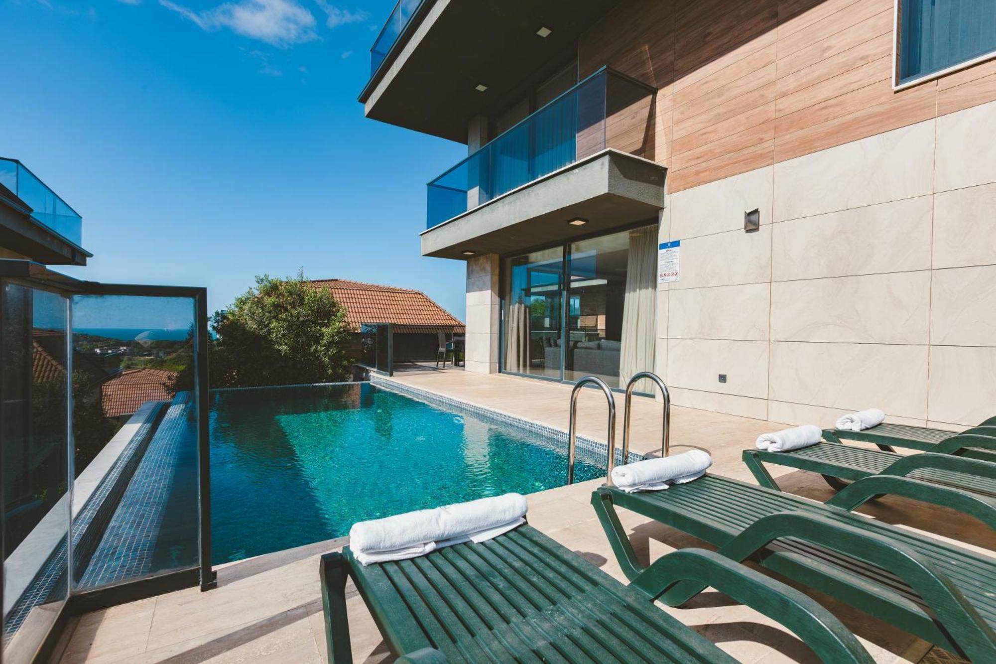 Royal Blue Istanbul - Luxury Villas Exterior photo